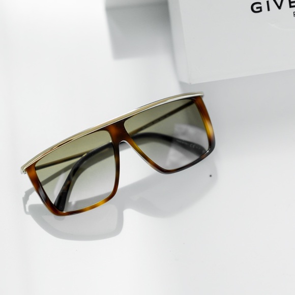 GIVENCHY - Flat Top Havana Sunglasses - Like New! - Picture 3 of 6
